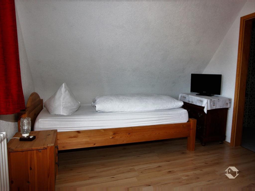 Gaestehaus Klingele Hinterzarten Bilik gambar